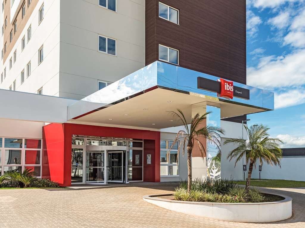 Hotel Ibis Chapecó Exterior foto