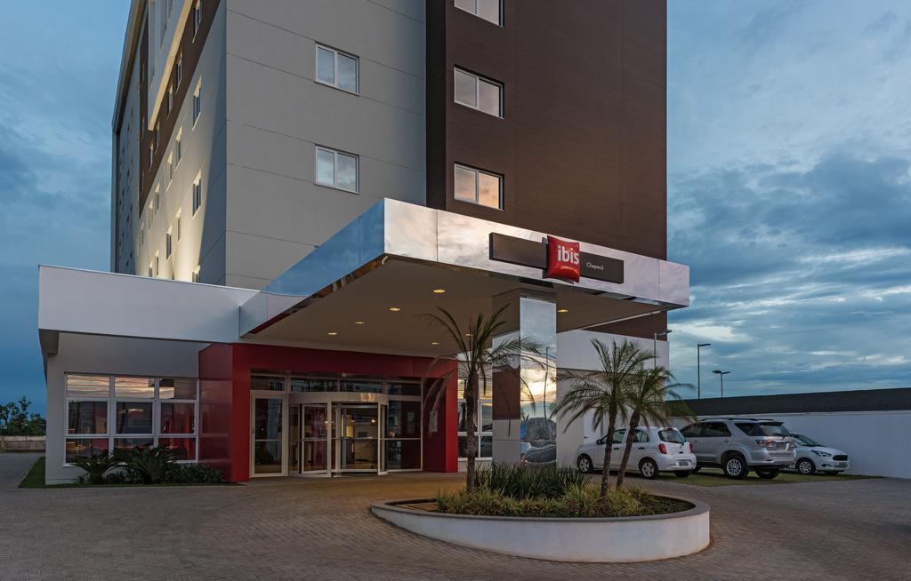 Hotel Ibis Chapecó Exterior foto