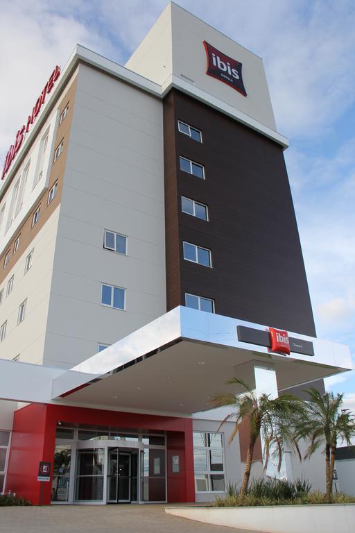 Hotel Ibis Chapecó Exterior foto